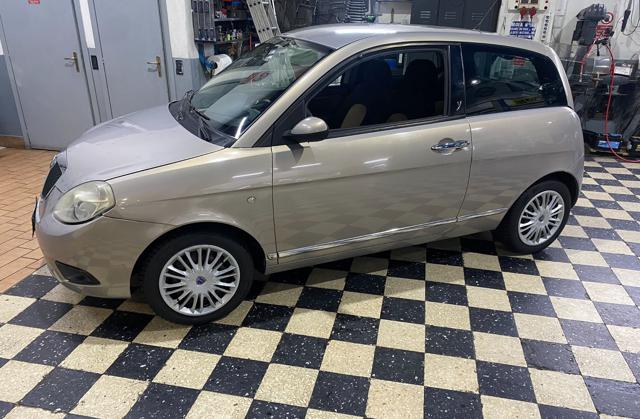 Acquista online LANCIA Ypsilon