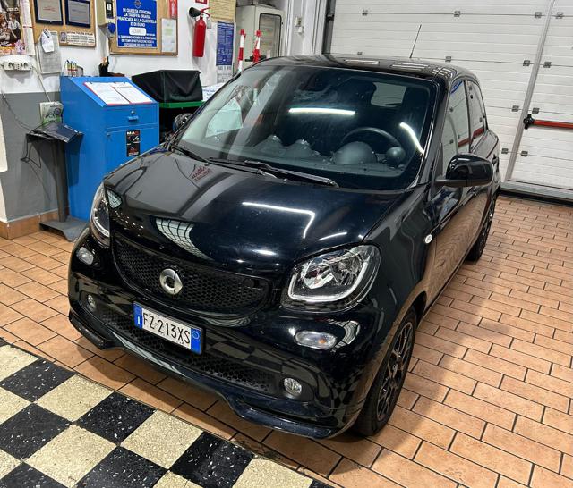 Acquista online SMART ForFour