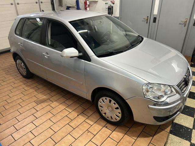 Acquista online VOLKSWAGEN Polo