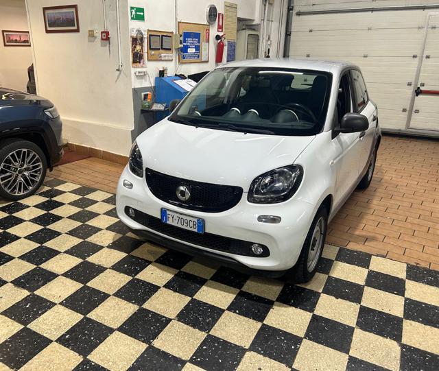 Acquista online SMART ForFour