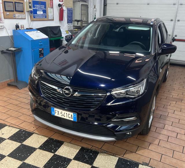 Acquista online OPEL Grandland X