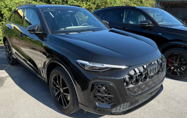 Acquista online AUDI Q5