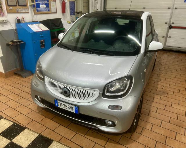 Acquista online SMART ForFour