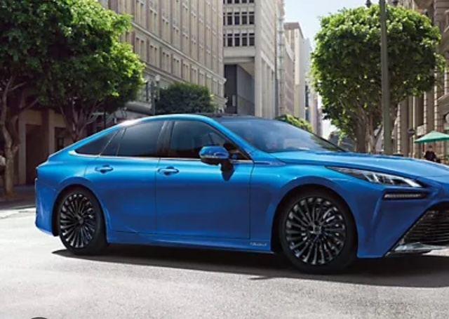 TOYOTA Mirai